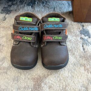Vintage 2005 Sesame Street Toddler Velcro Brown Size 3 Toddler Boots